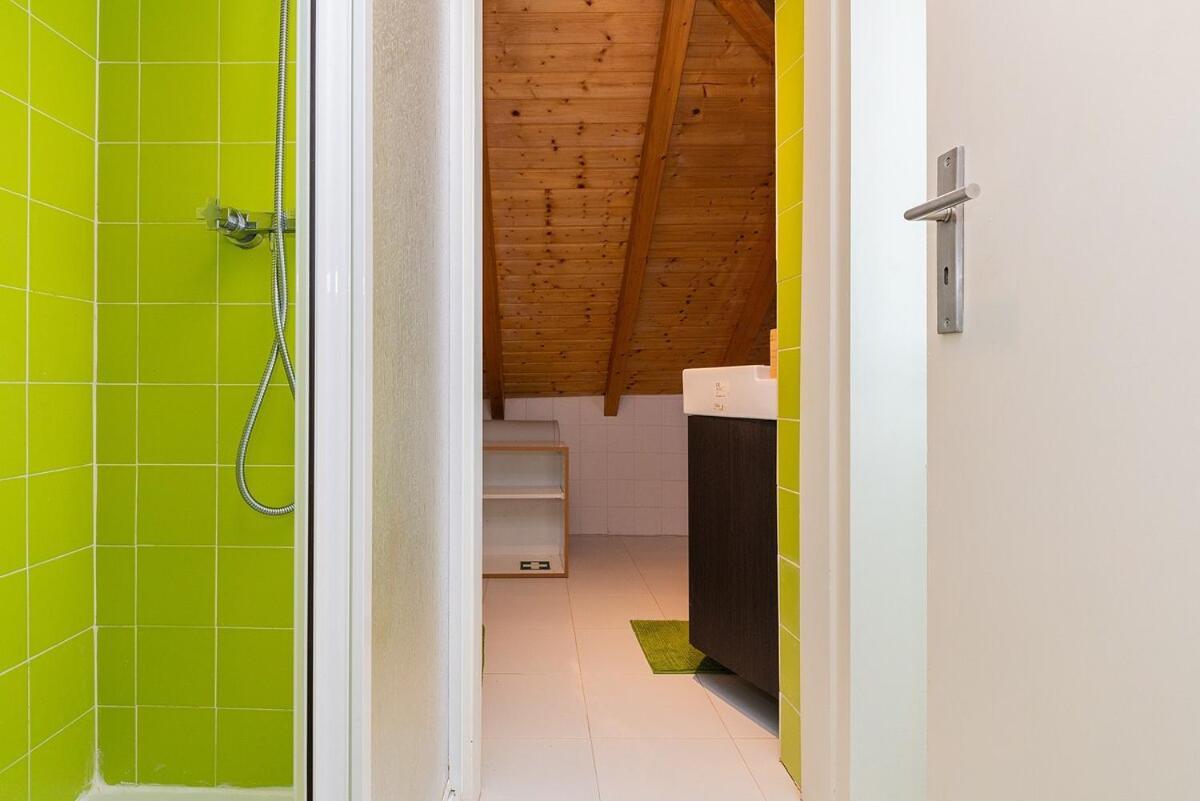 Attic Apartment With Balcony In Bairro Alto Lisboa Dış mekan fotoğraf